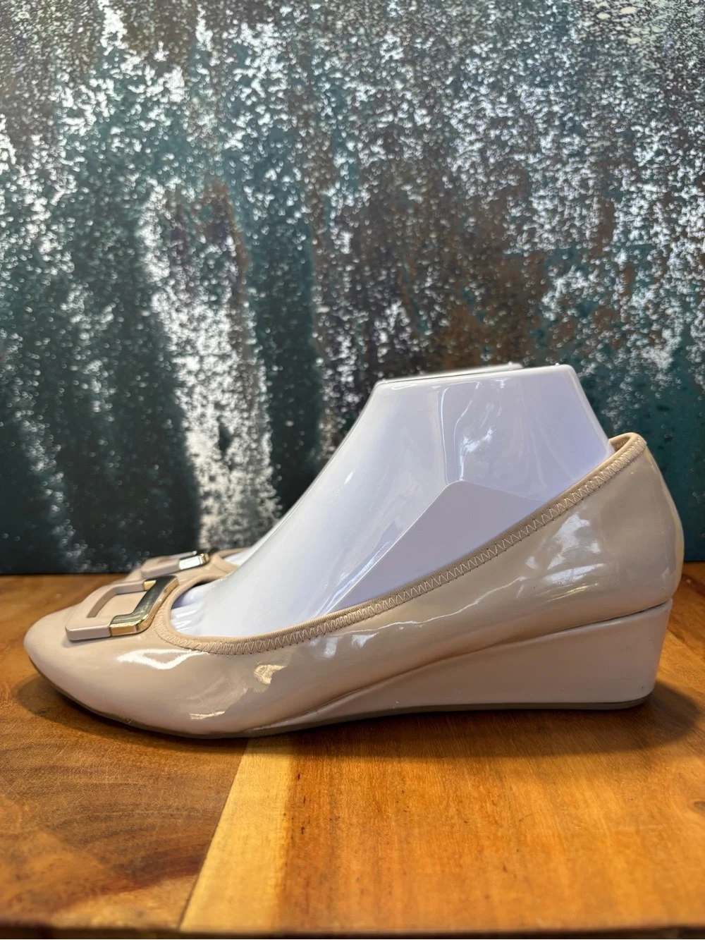 Bandolino comfortable versatile